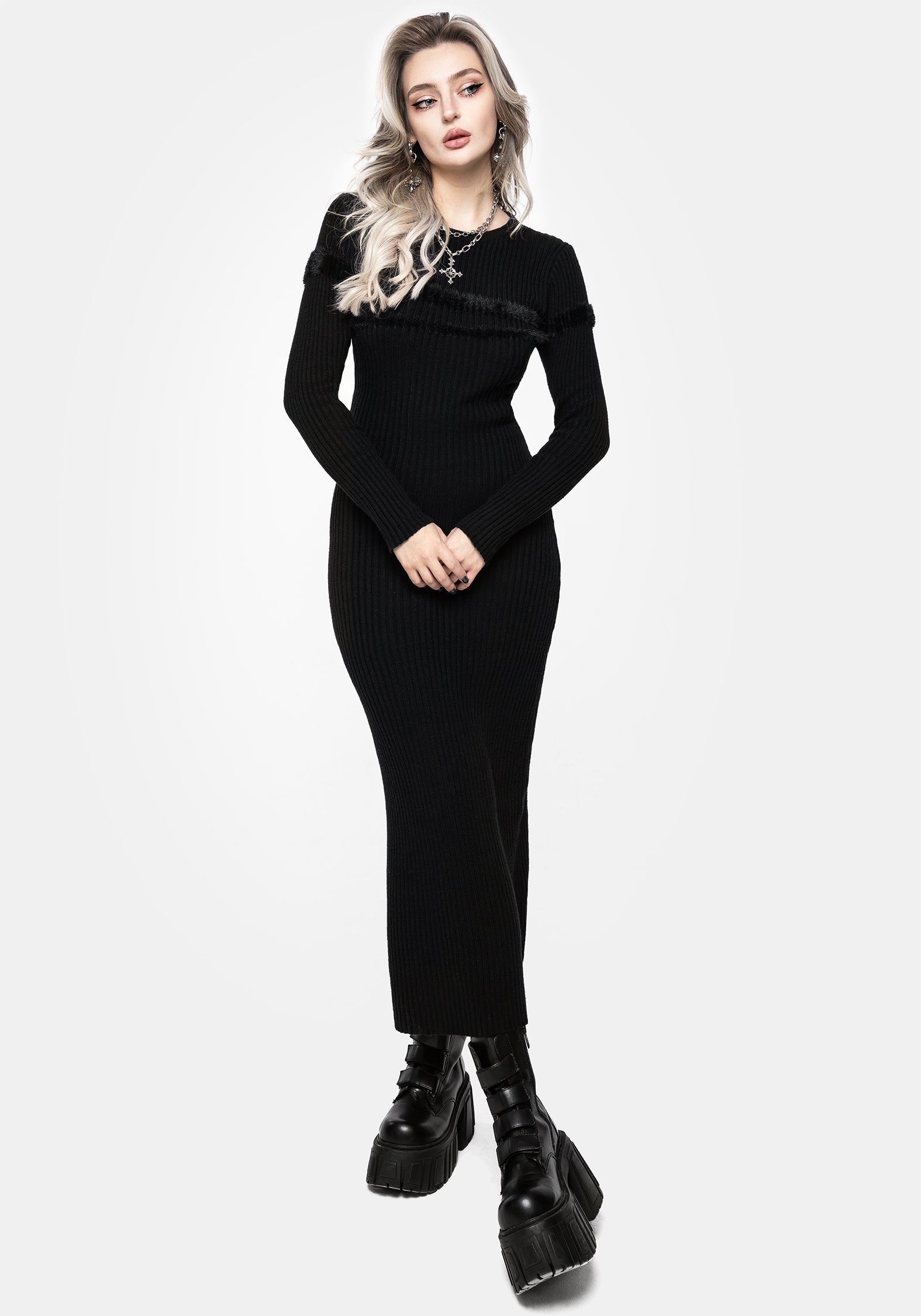 AW24B763_TYPHONSTRIPEKNITMAXIDRESS_002