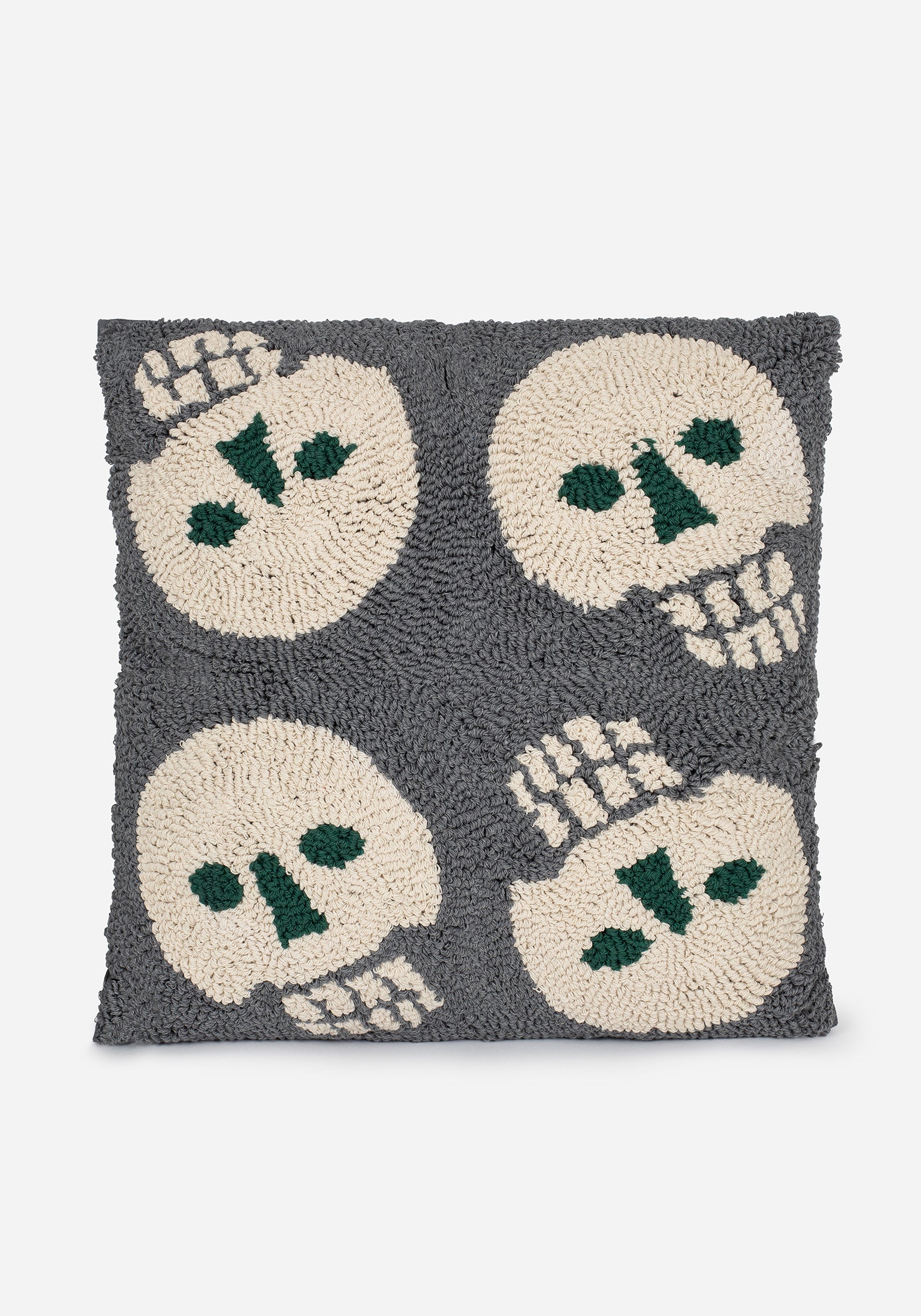 AW24TR344_Crania_Skull_Tufted_Cushion_001