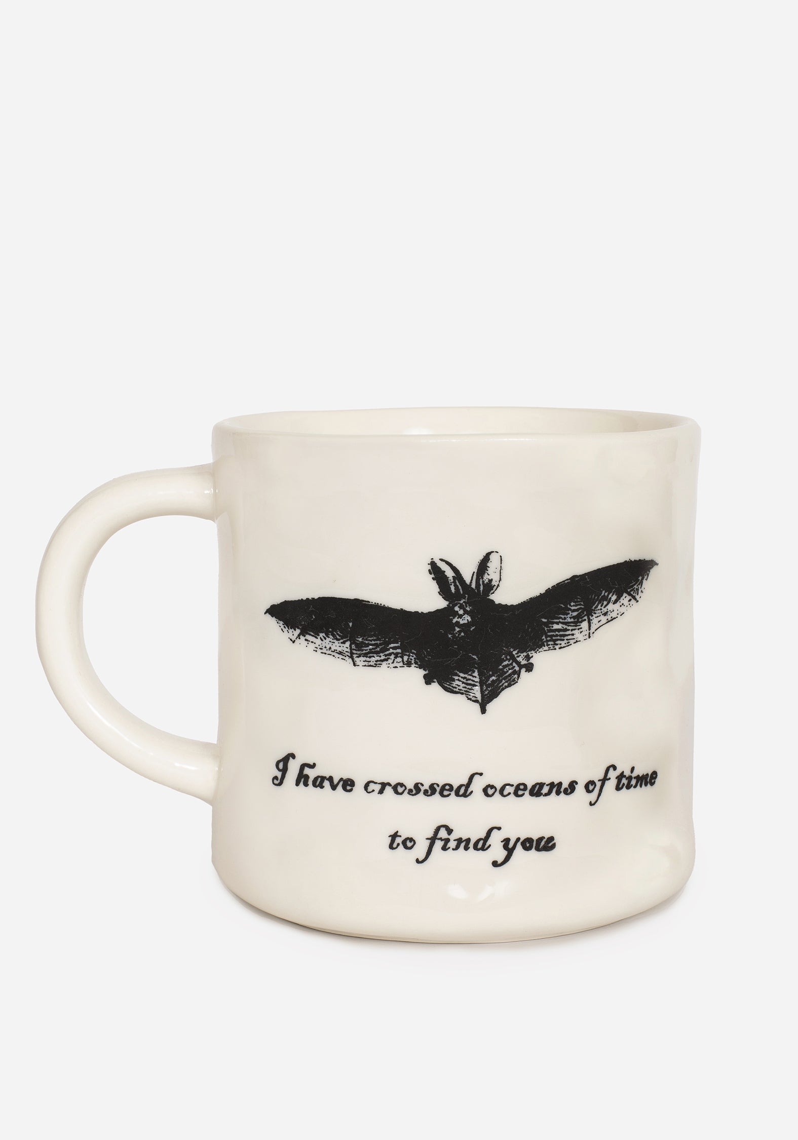 CR2390_LAZLOBATMUG_001