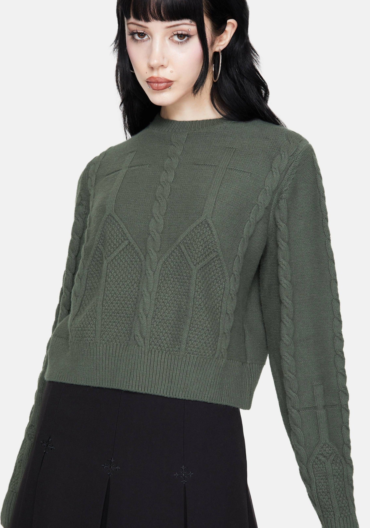 KN1912_NOIRCOTTONGOTHICARCHCROPPEDCABLEKNITJUMPER_1crop