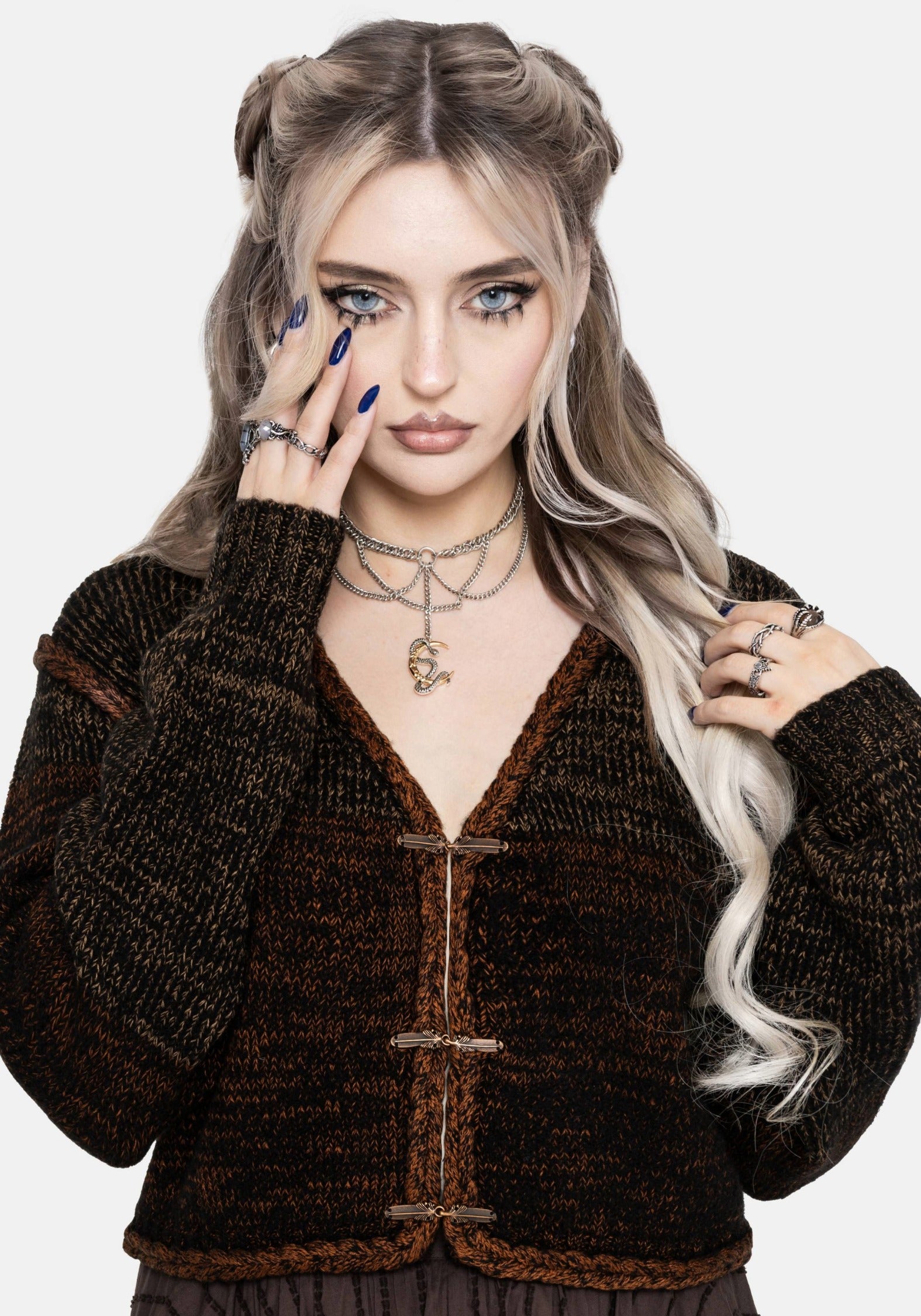 KN3504_SHAEFEATHERCLASPKNITCARDIGAN_1crop