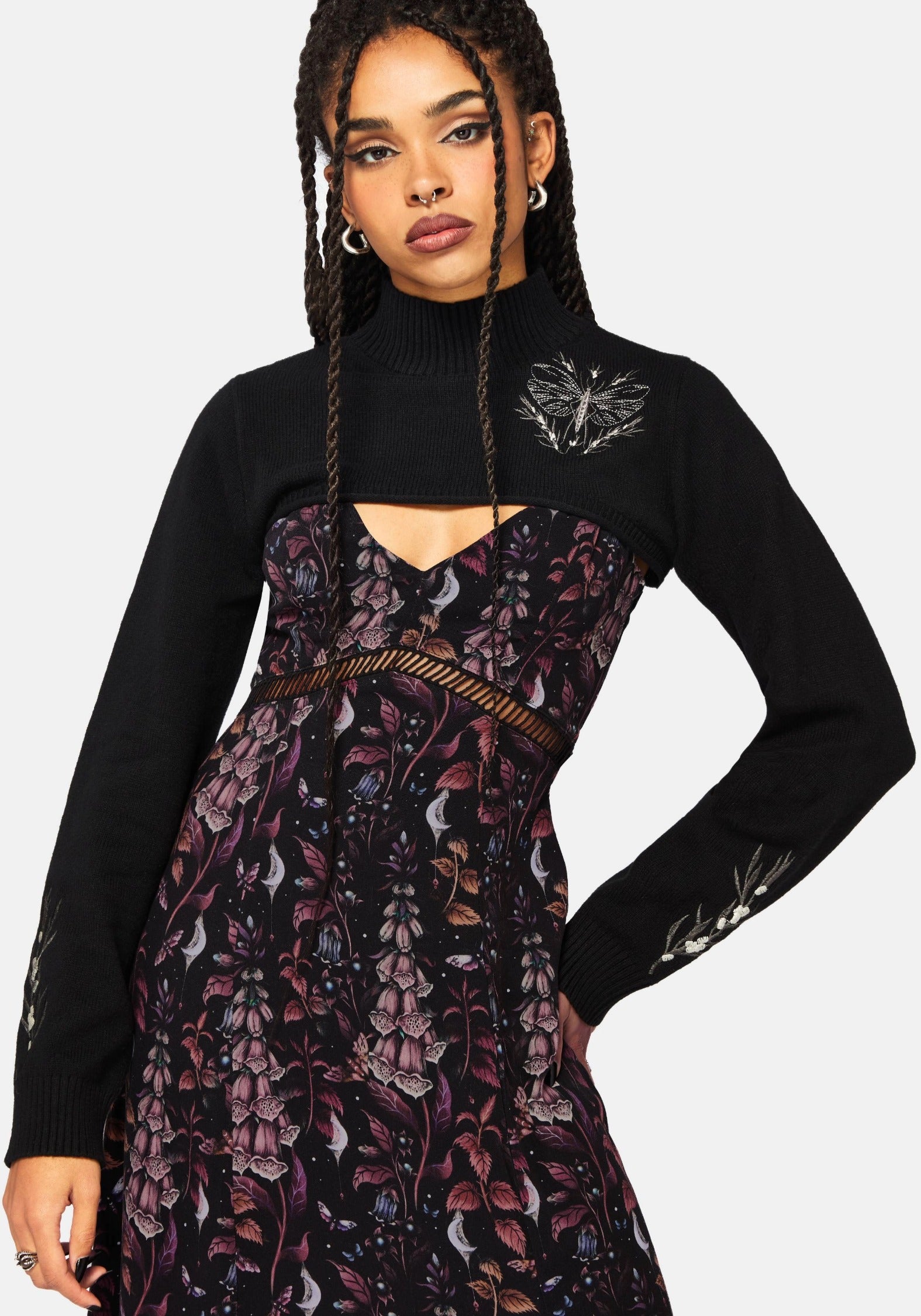 KN3559_GRINFFINFLYEMBROIDEREDCROPPEDKNITJUMPER1CROP