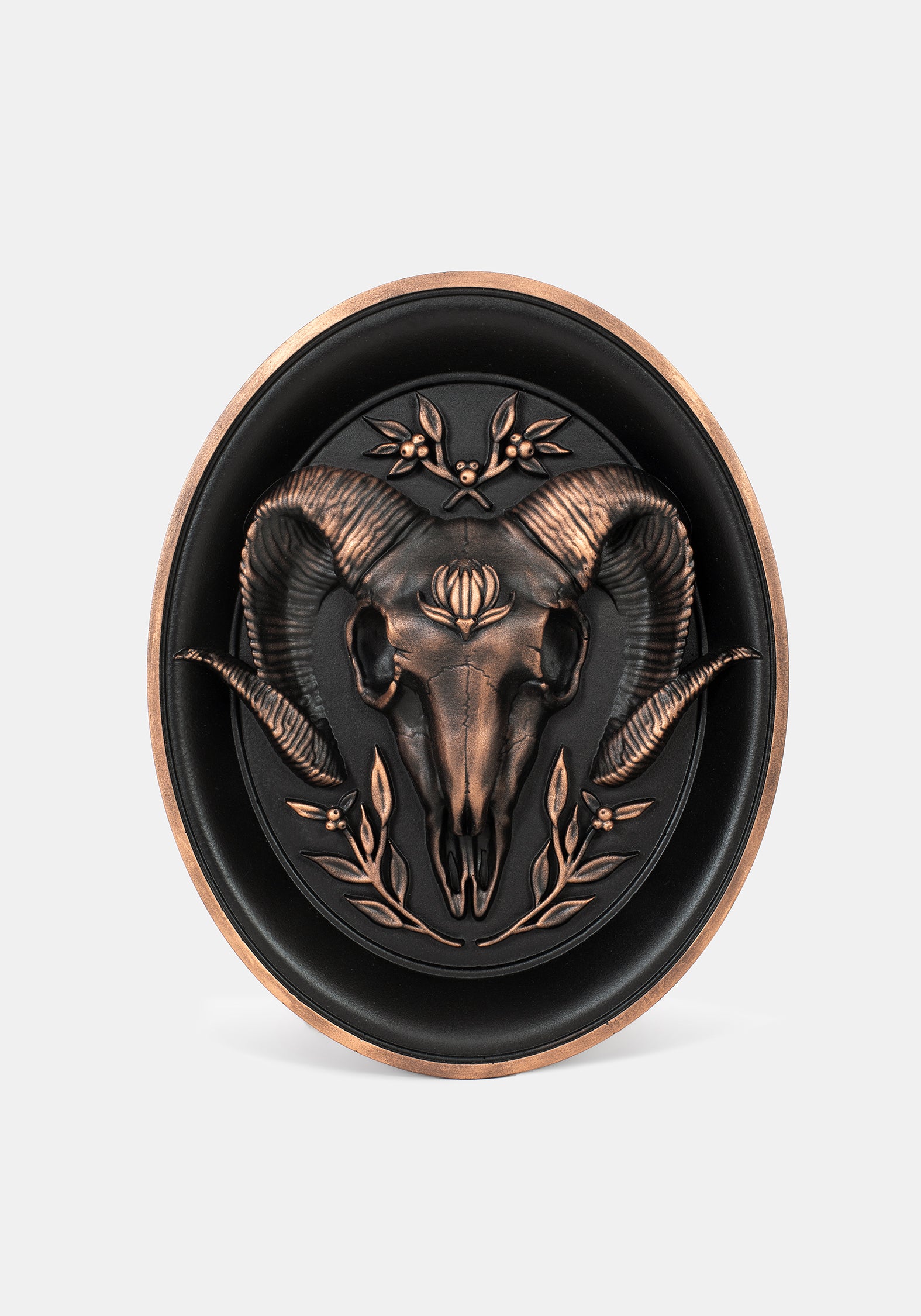 OT4385_RAMCRESTSKULLWALLHANGER_001