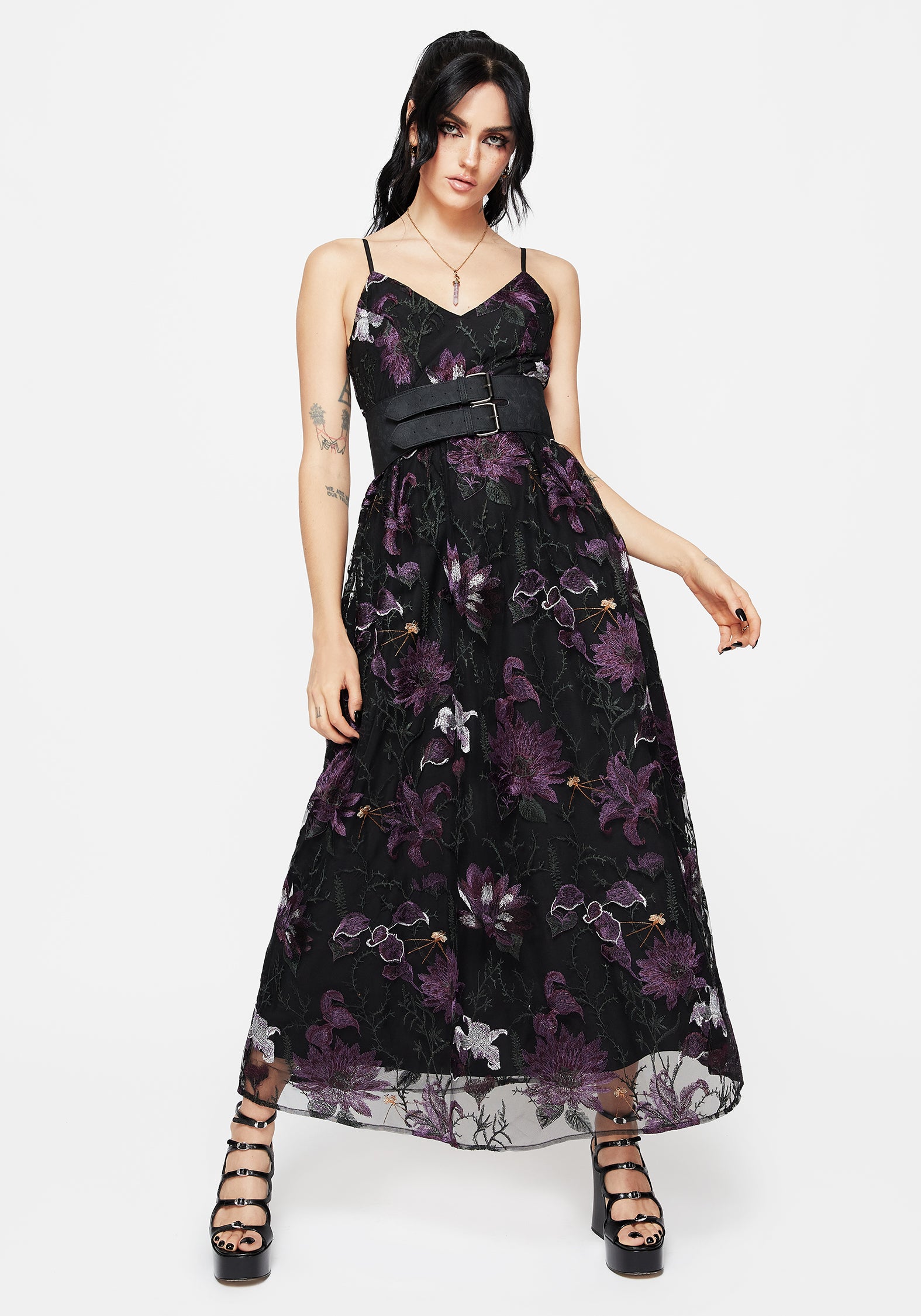 SS251653_ESTRIDEMBROIDEREDMESHMIDAXICAMIDRESS5295