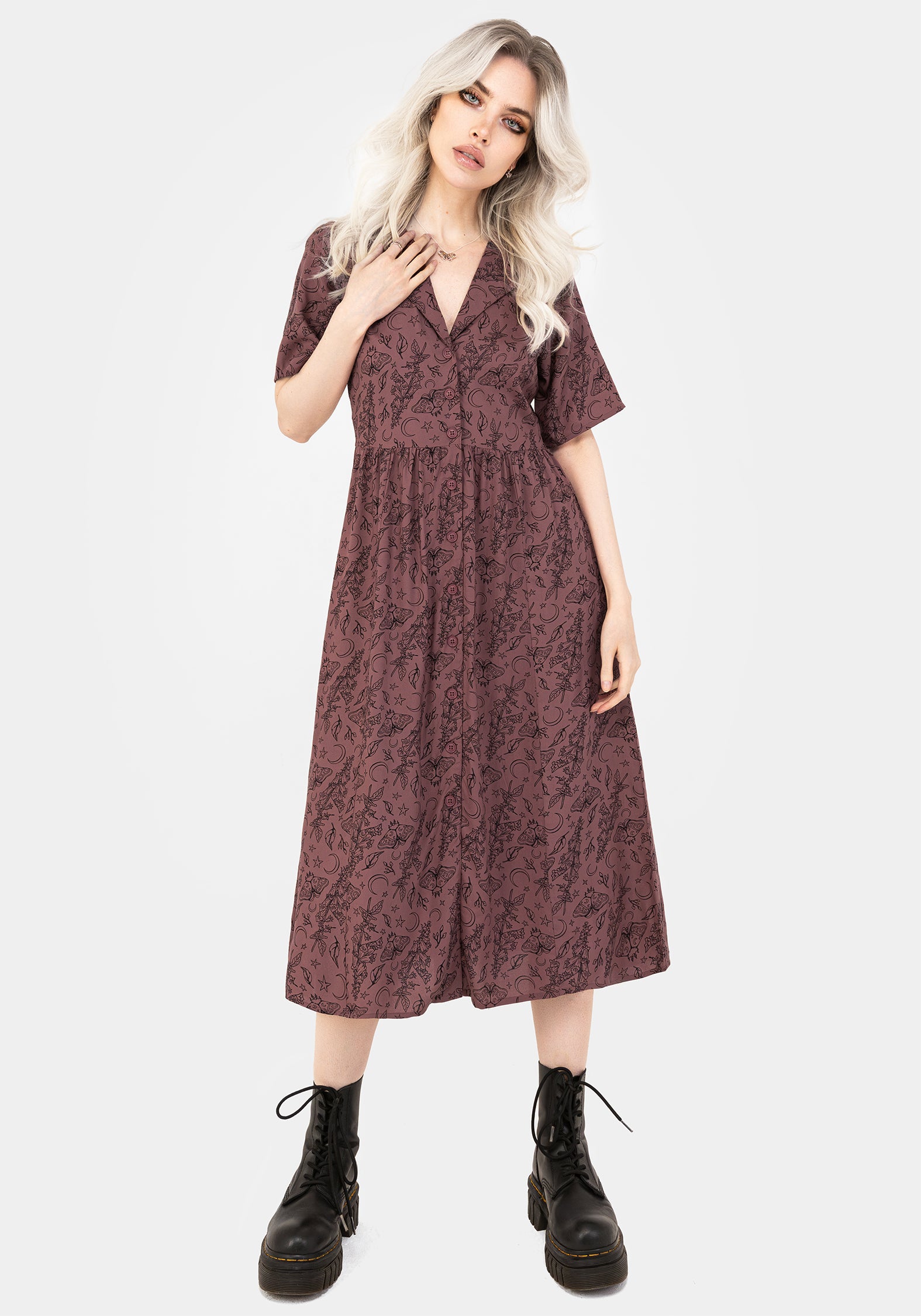 SS25DR1445_ROXANAMOTHFOXGLOVEBUTTONDOWNMIDISHIRTDRESS_001